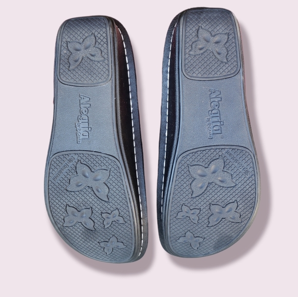 ALEGRIA Mosaic Floral Shoes - Picture 3 of 5